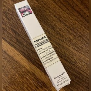 Replica Flower Market